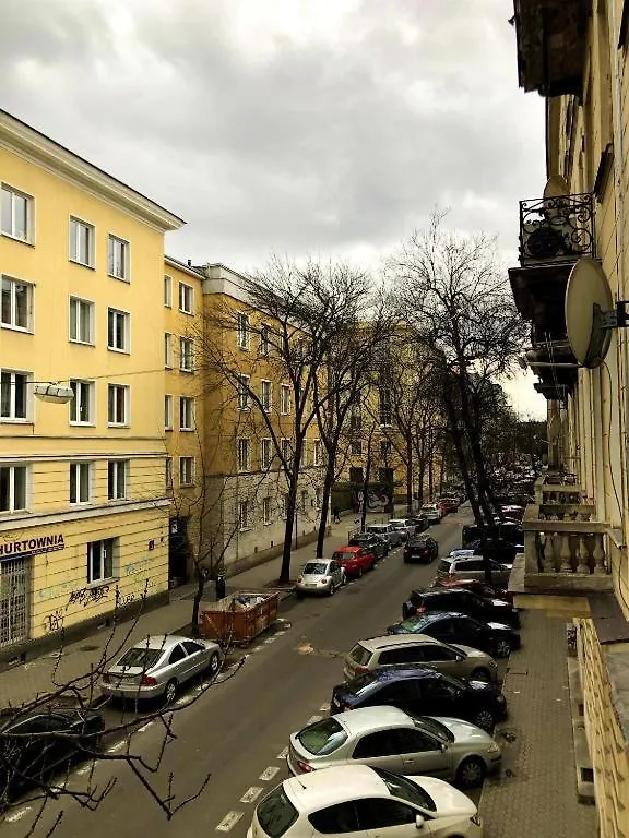 Wilcza 54: Central Private Apartment with Balcony Warsaw